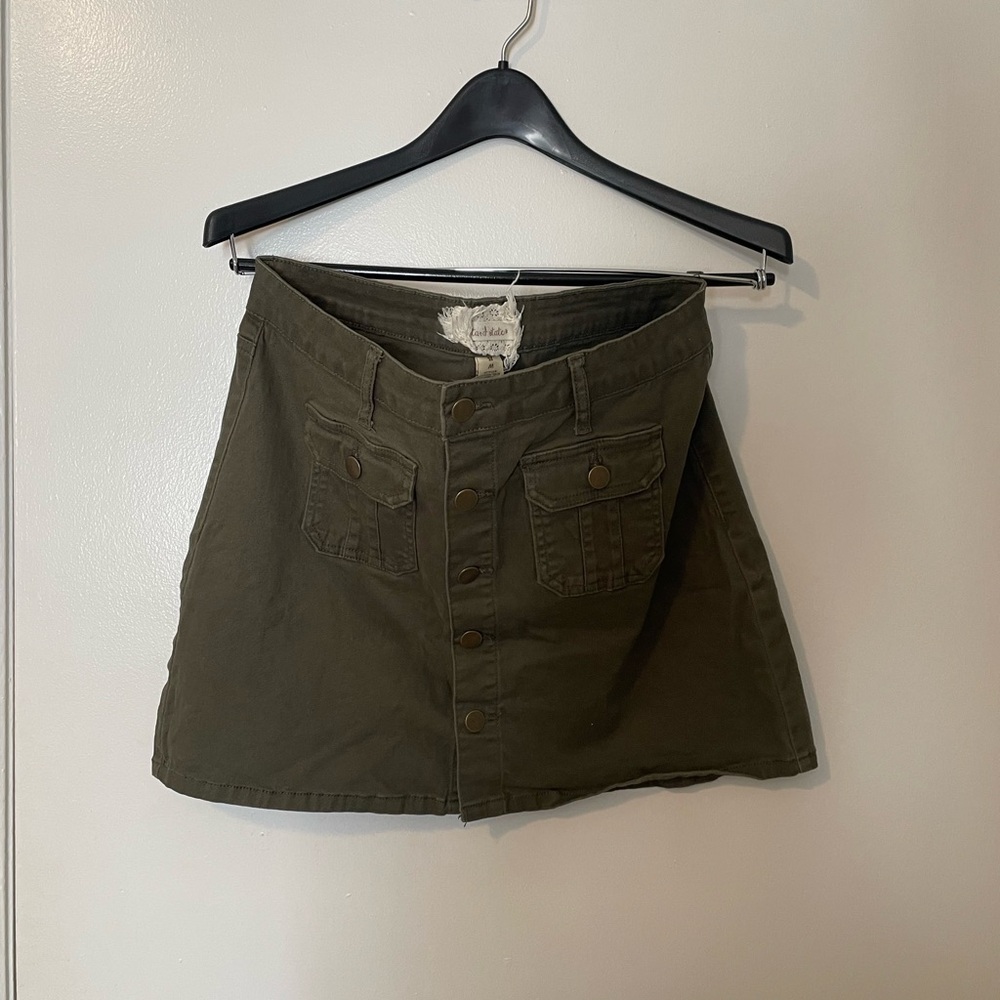 Altard State Olive Button-Front Skirt